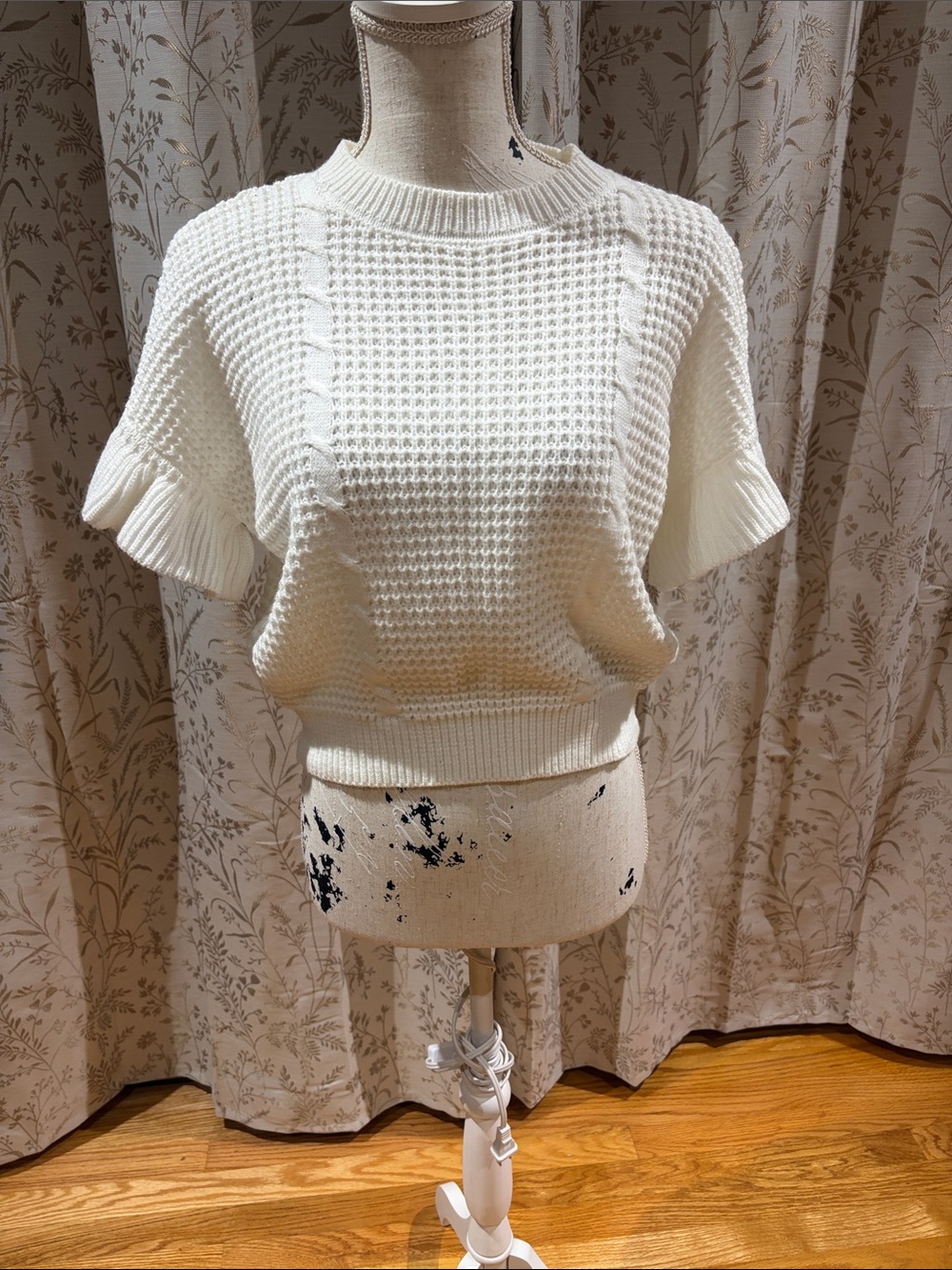 White Knit Short Sleeve Sweater